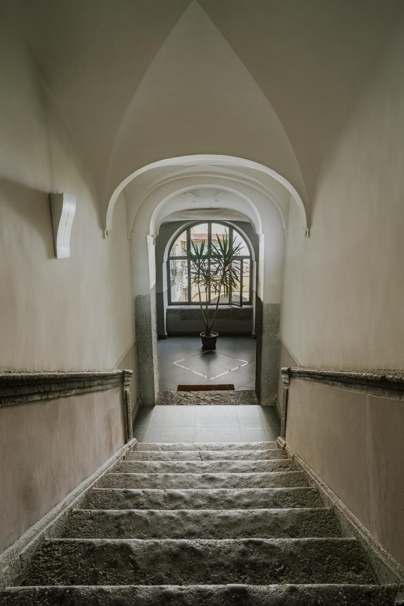 La Bella Vita Luxury Apartament And Travel Solution Napels Buitenkant foto