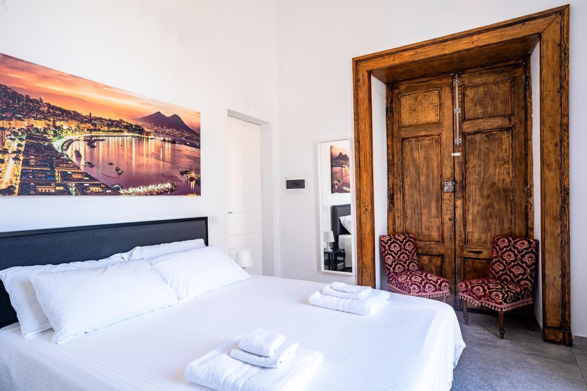 La Bella Vita Luxury Apartament And Travel Solution Napels Buitenkant foto