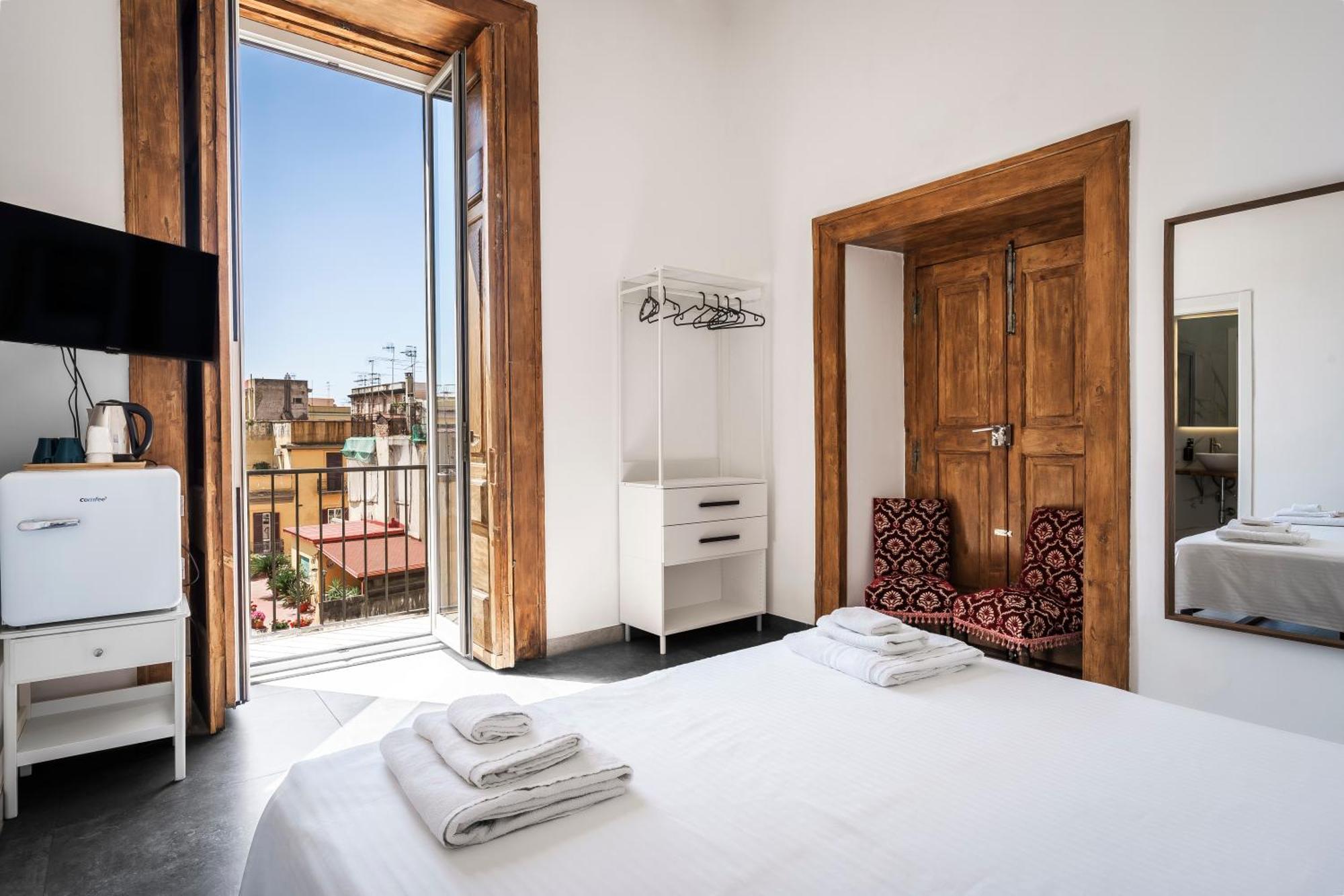 La Bella Vita Luxury Apartament And Travel Solution Napels Buitenkant foto