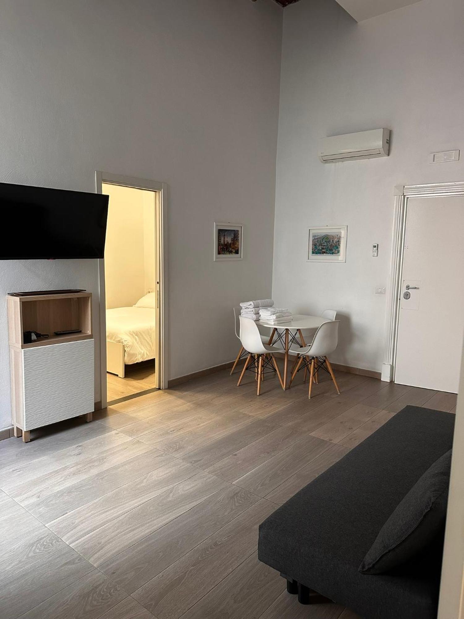 La Bella Vita Luxury Apartament And Travel Solution Napels Buitenkant foto